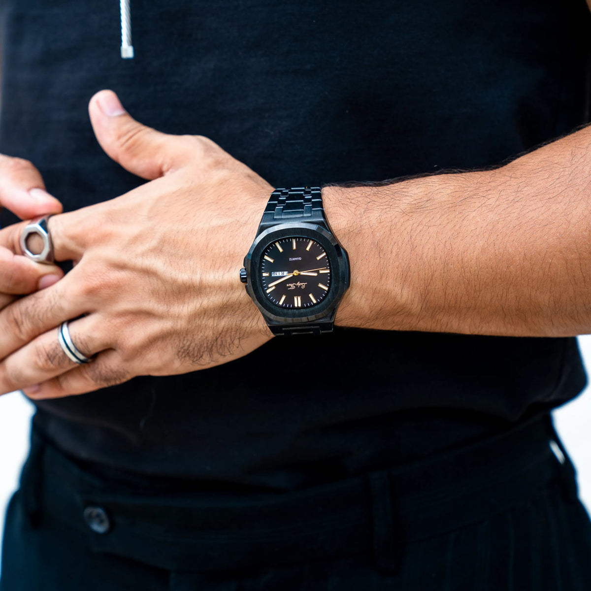 Urbane Black Brone